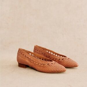 Sezane Cognac Woven Leather Flats Sophisticated Comfort